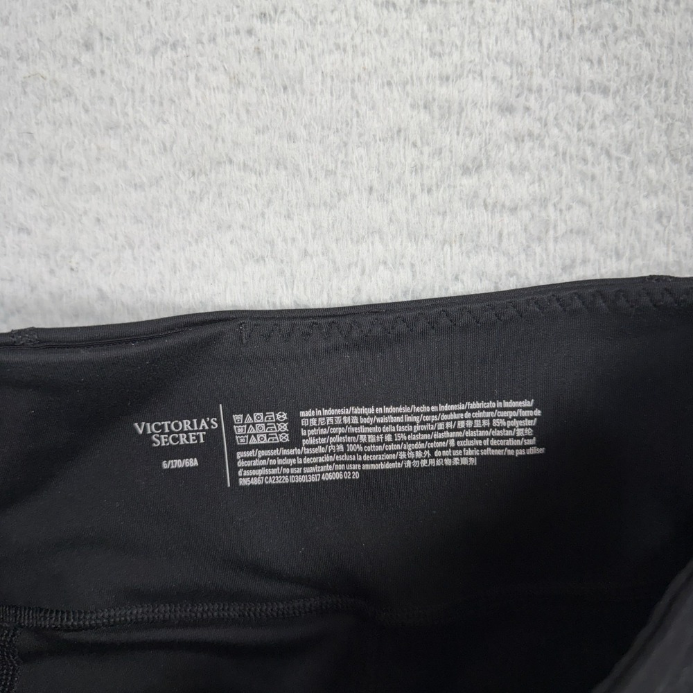 Victoria's Secret Women's Black 3/4 Length Yoga Leggings 6/170/68A W25x23 Sport - Picture 6 of 9